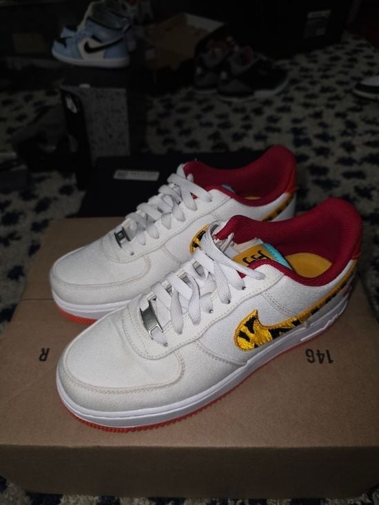 Nike Low-Top Sneakers Special Edition ' Year Of The Tiger'