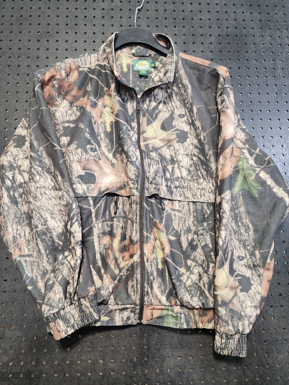 Cabela's Advantage Timber Camo Light Hunting Jacket Polyester 93-0394 - Mens XL