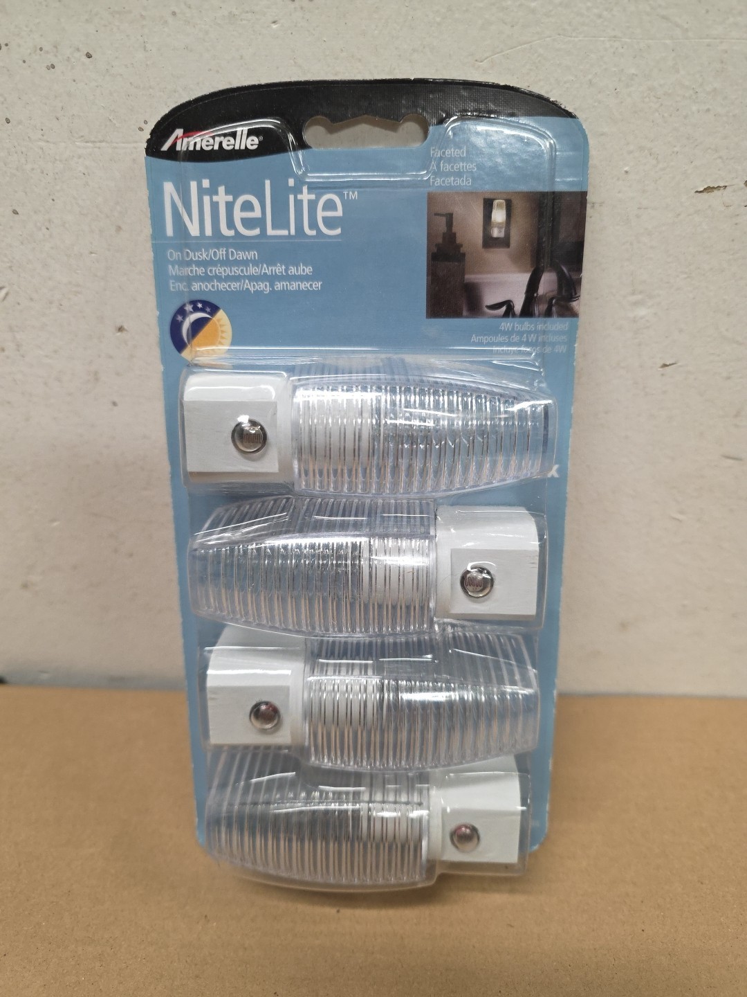 4 AMERELLE ON DUSK / OFF DAWN LED NITE LITE, Night Lights WHITE