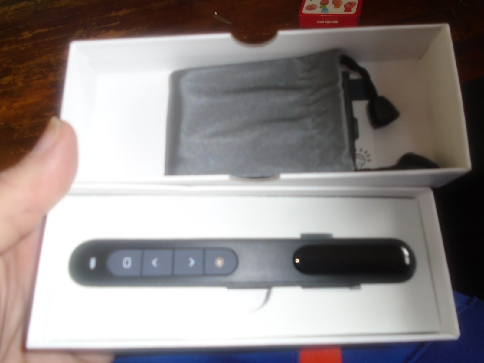 Dino Wireless Presenter Stick