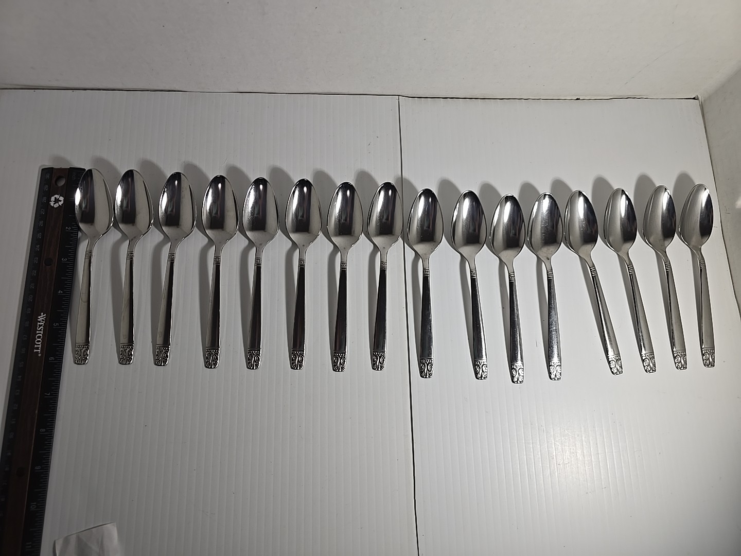 31 Pcs Wm Rogers Oneida Aztec Encore Serving Set Iced Tea/Dessert Spoon Teaspoon