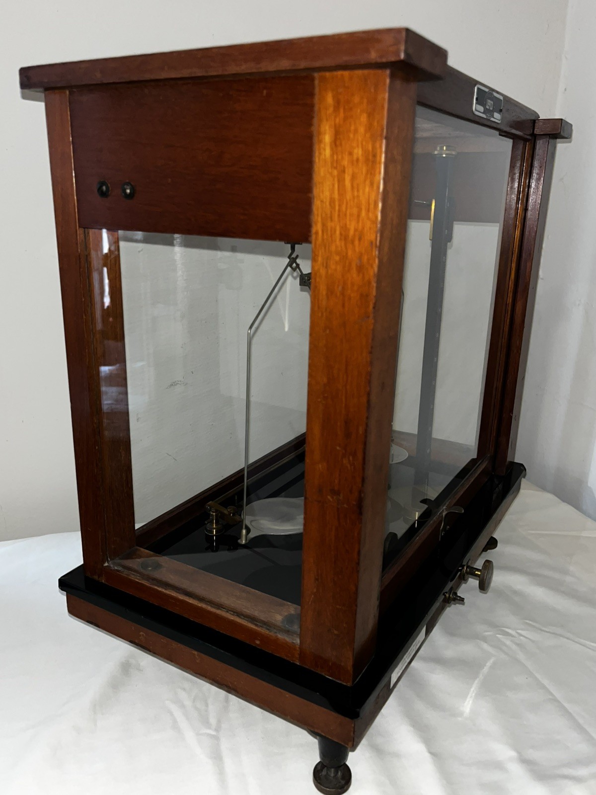 Antique Seederer-Kohlbusch Scientific Balance Scale.