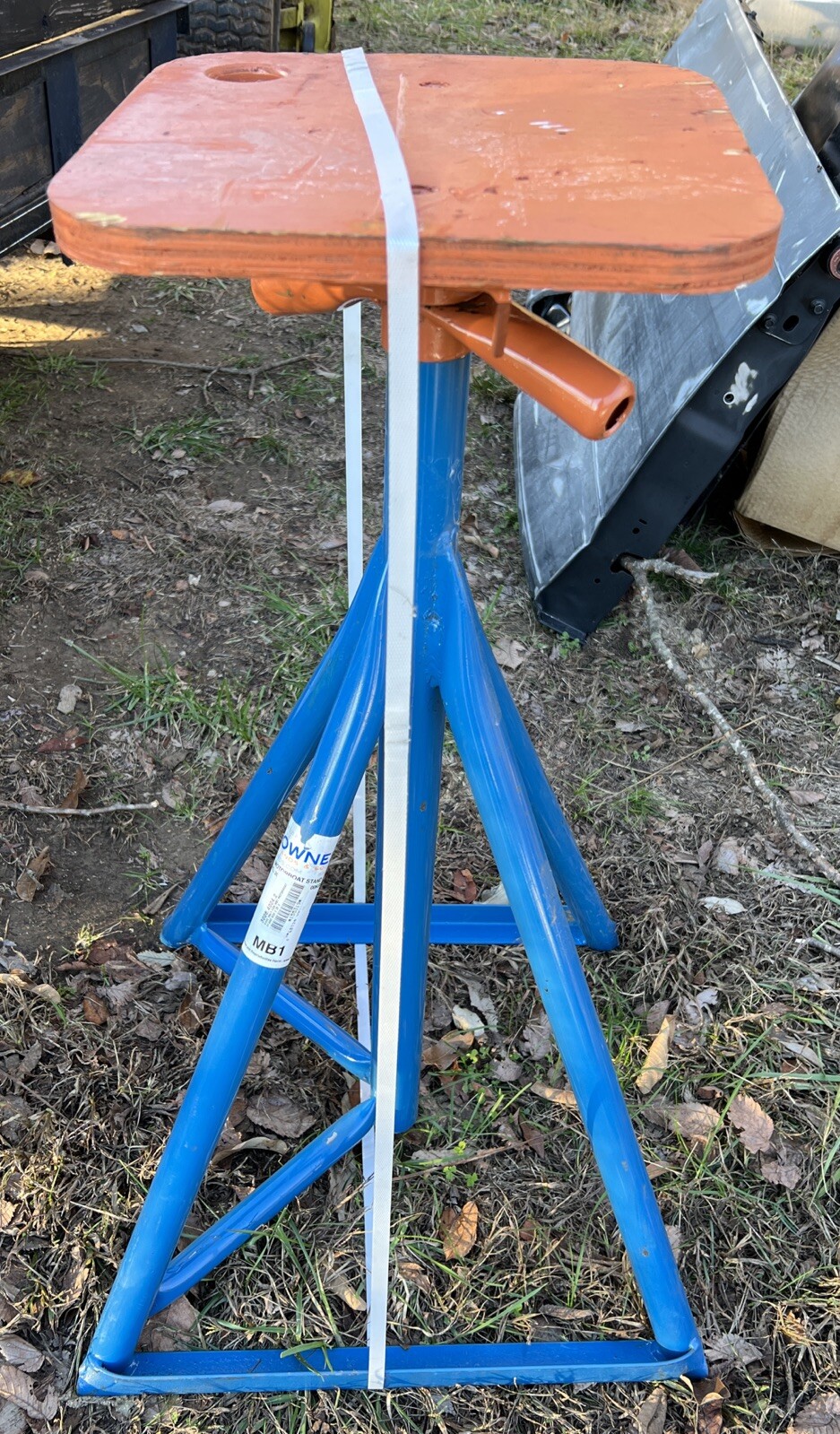 Brownell MB1 Boat Stands Painted with Tops Height 33" - 50" ONE STAND NEW