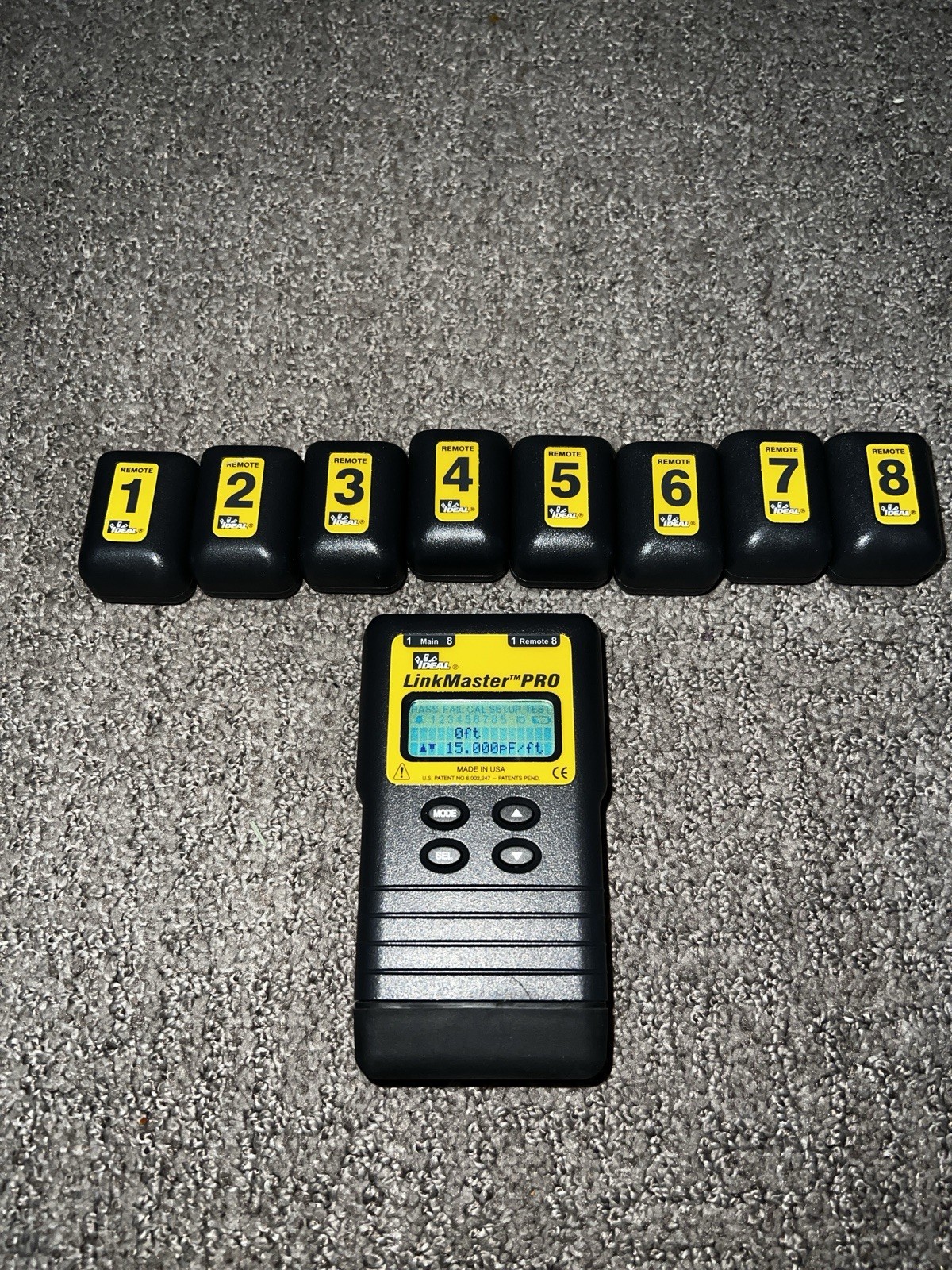 IDEAL LinkMaster PRO Cable Tester Kit with remotes 1-8 and cables