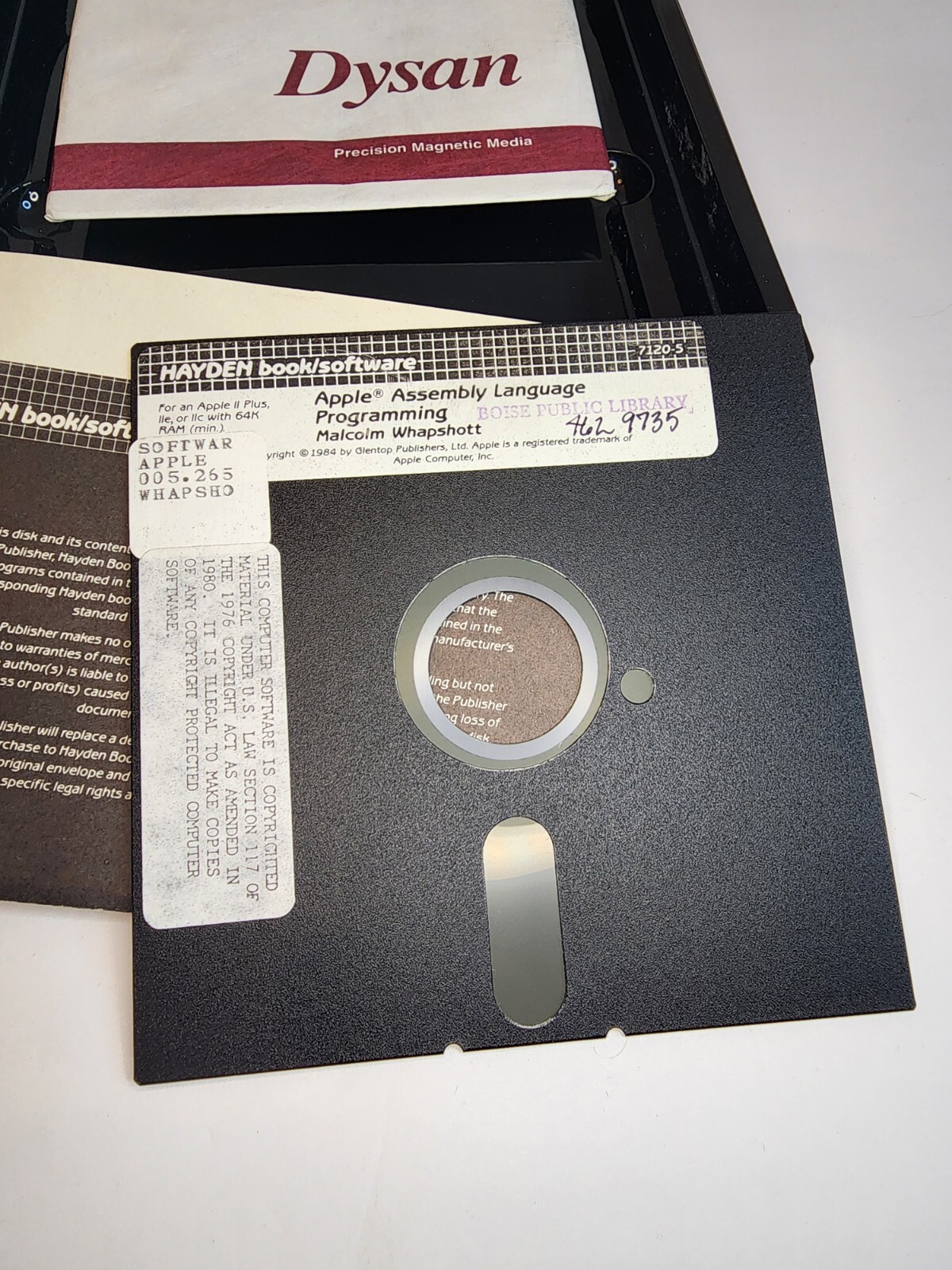 Apple Vintage 1984-Assembly Language Programming-Malcom Whapshott-W/Case & Disc