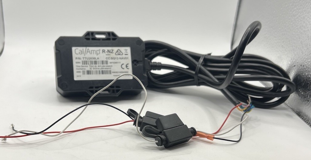 CAL/AMP TTU-2830LA WEATHER-PROOF TRAILER TRACKING