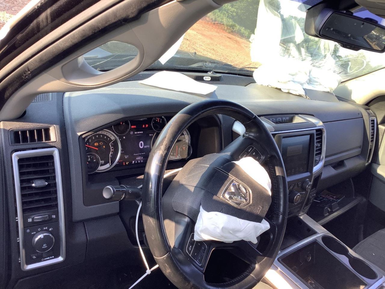 TDODR1500 2015 Glove Box 4692580