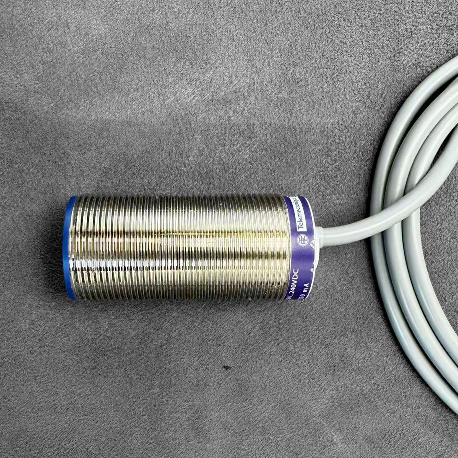 Brand New XT130B1FAL2 Proximity Switch Sensor for Schneider