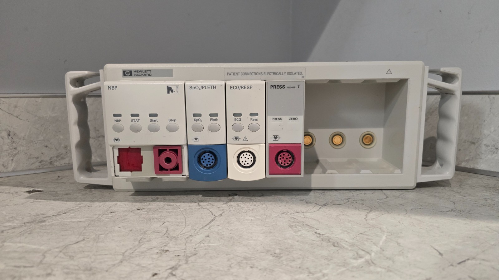 HP Agilent # M1041A RACK + NBP, SPO2/PETH, PRESS,TEMP, and ECG/RESP #21
