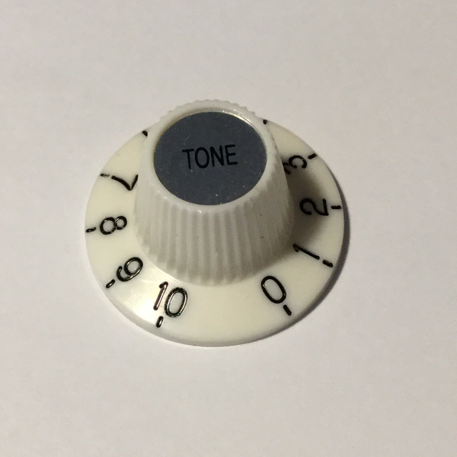 (2) AGED WHITE / US SPEC Witch Hat Guitar Knobs / Press On / Tele Jazzmaster