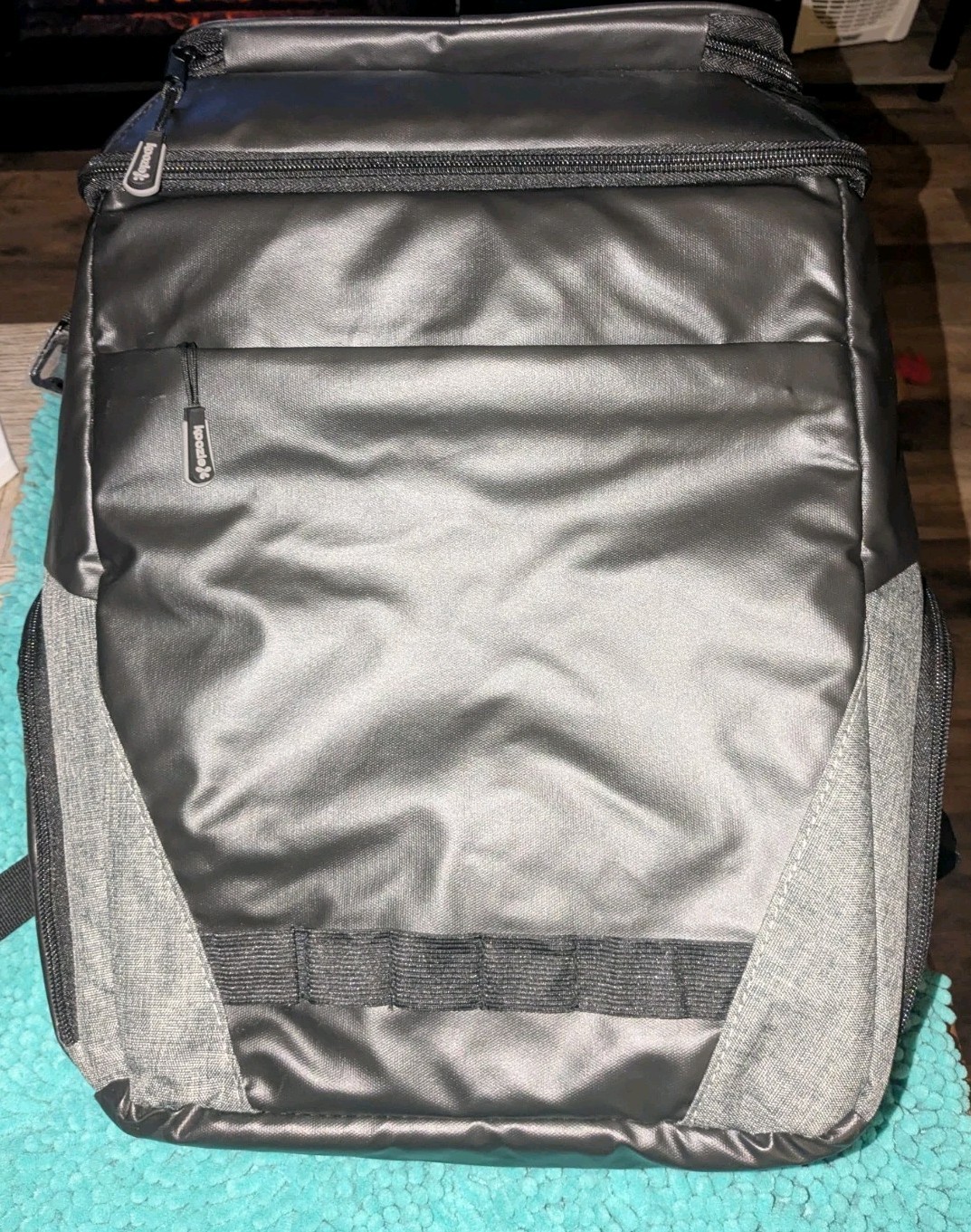 Koozie Insulated 26 can Cooler Backpack Black Gray Multiple Pockets NWOT