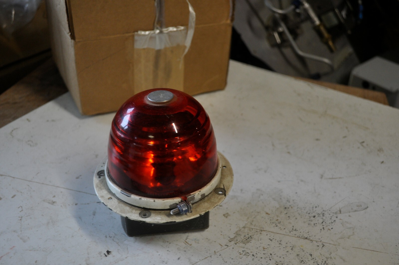 Grimes Rotating Beacon Light UH-1 HELICOPTER   40-0210-5  M58085-3 USED