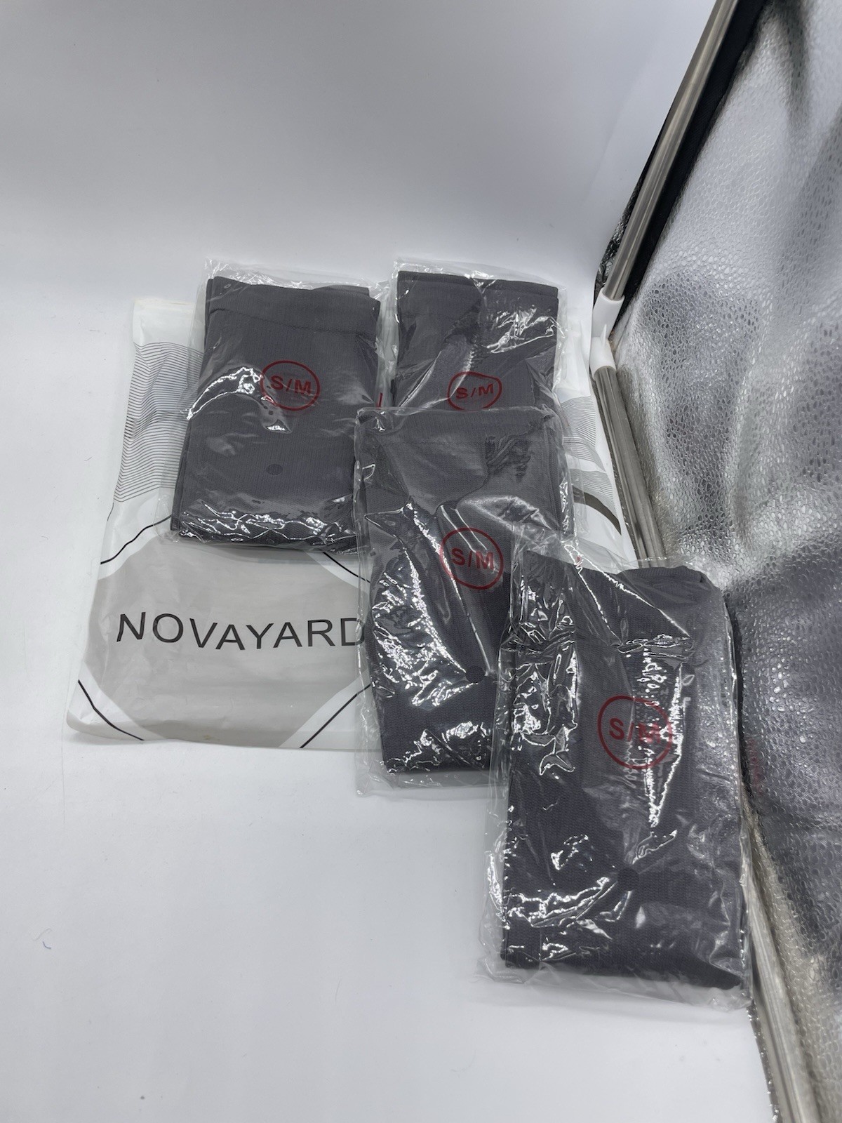 NOVAYARD Compression Socks for Women and Men Small-Medium, Grey(4 Pairs)