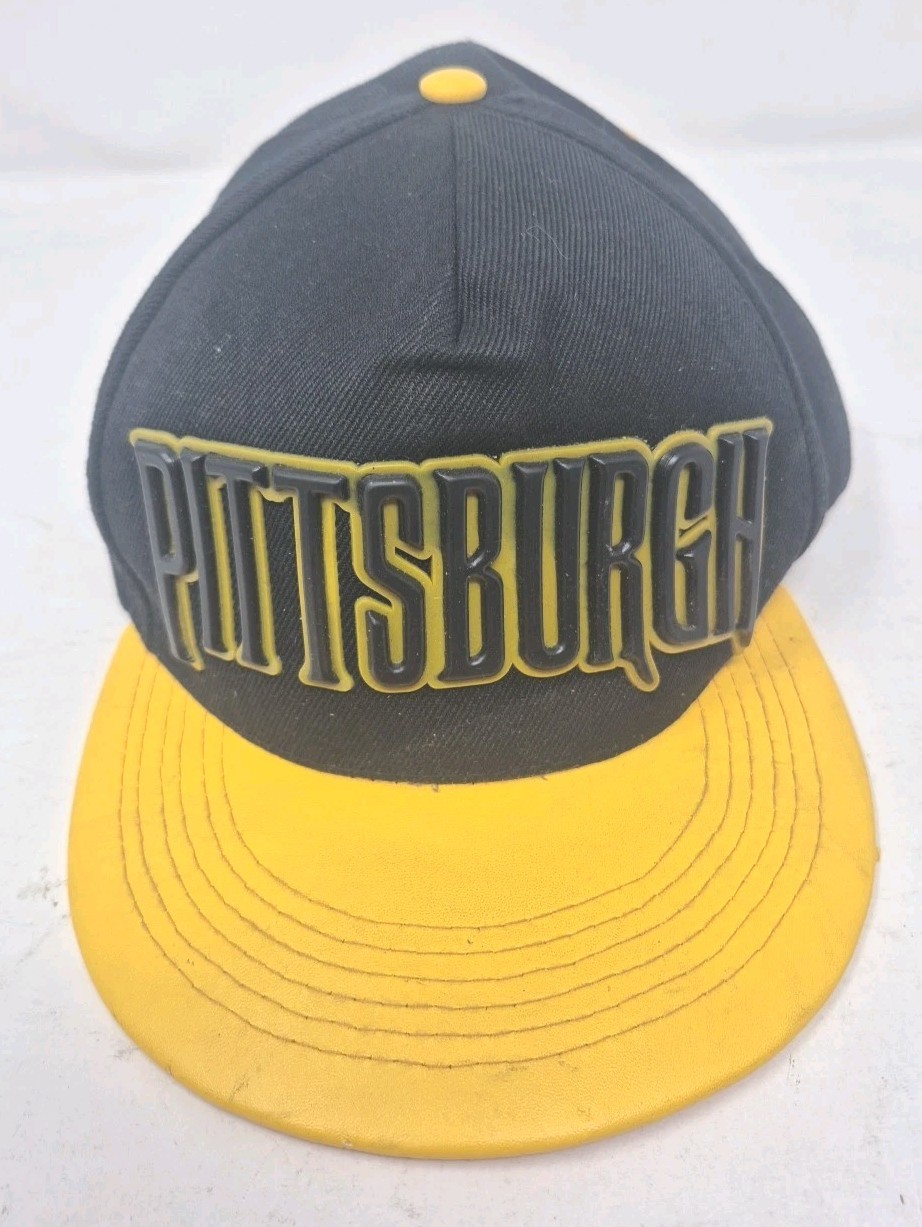 Pittsburgh Snapback Hat Baseball Black Yellow - Pre-owned