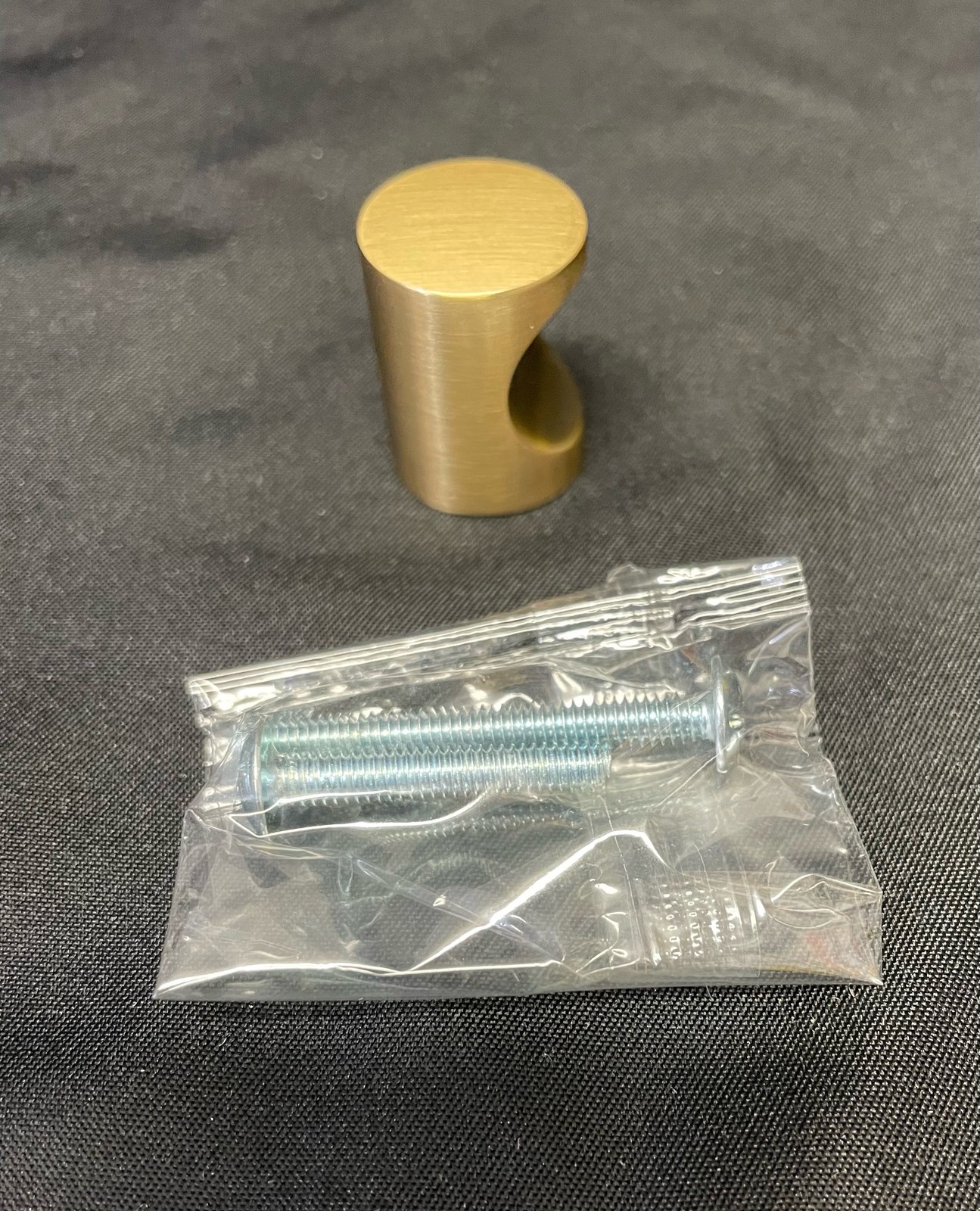 Miseno MCKCK4069 Laurel 11/16 Inch Cylindrical Cabinet Knob - Champagne Bronze