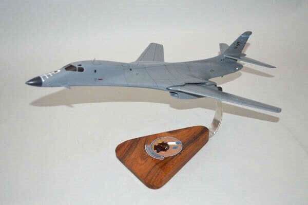USAF Rockwell B-1B Lancer Dyess AFB Wings Adjust Desk Model 1/100 SC Airplane