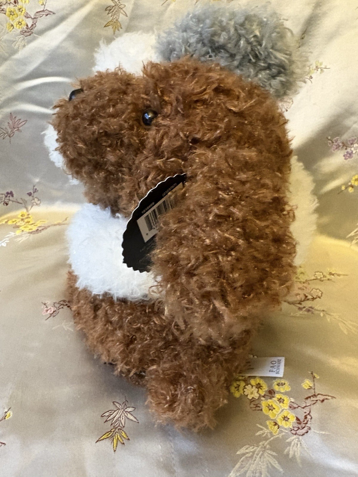 FAO Schwarz 9” Hugging Dogs Puppies Brown & White Plush Stuffed Animals NWT 2024