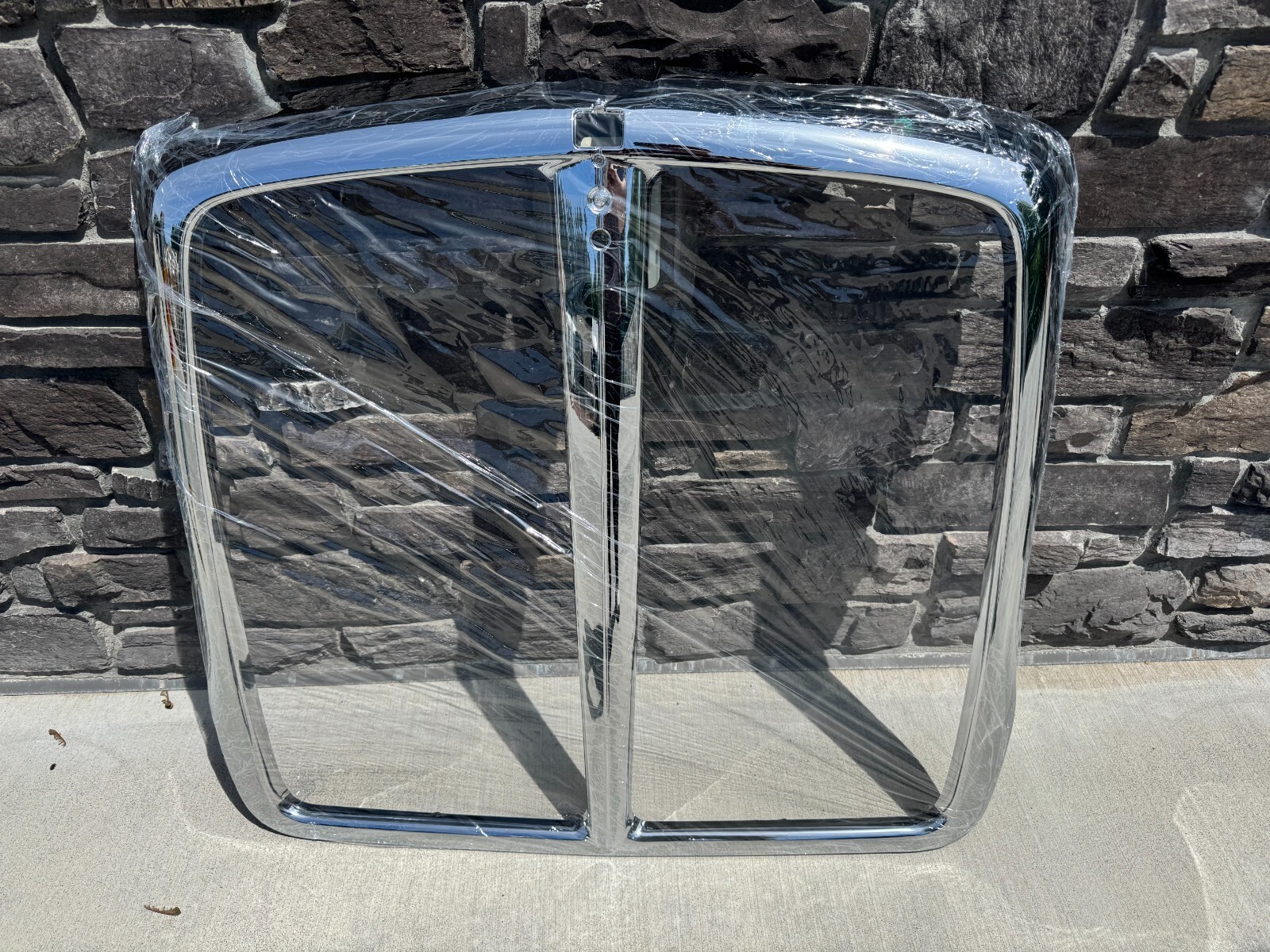 KENWORTH T660 CHROME GRILLE SURROUND ONLY NO LOGO ABP N795 91320