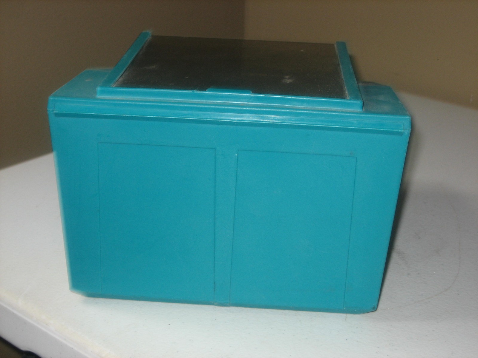 Fellowes Workstation Multi Media Disk Tray Stock # 90111 Without Lock