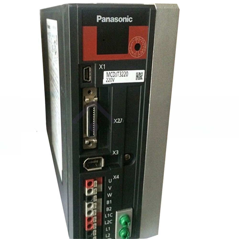 New In Box PANASONIC MCDJT3220 Servo Drive