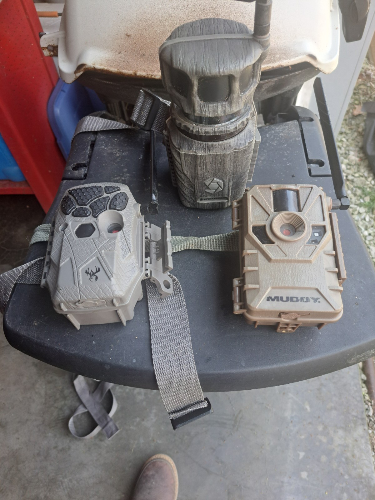 3 cellular trail cams used one season