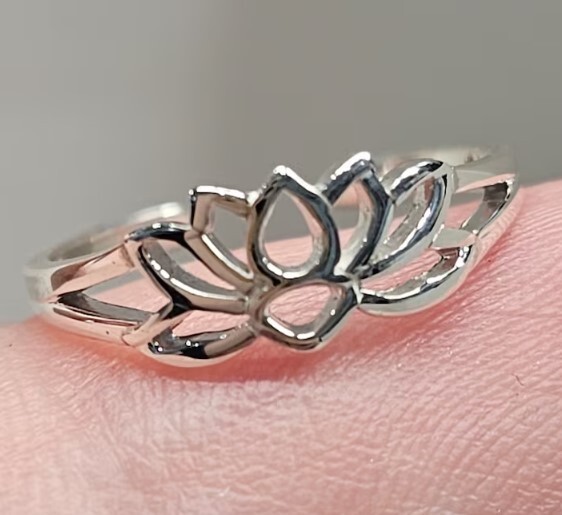 Women's Valentine's Gift Lotus Open Adjustable Midi Toe Ring Solid Metal 925 SS