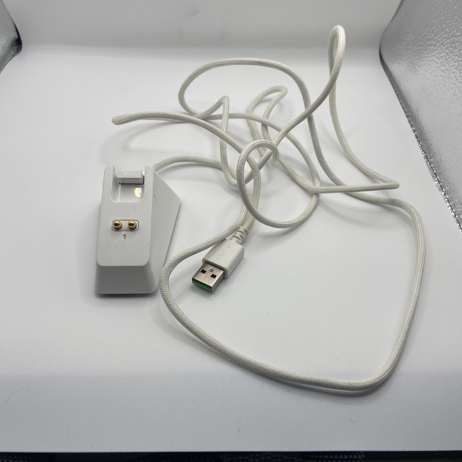 Razer RC30-030502 Charging Dock White USB 5V 500mA for Viper Ultimate RC30 Mouse