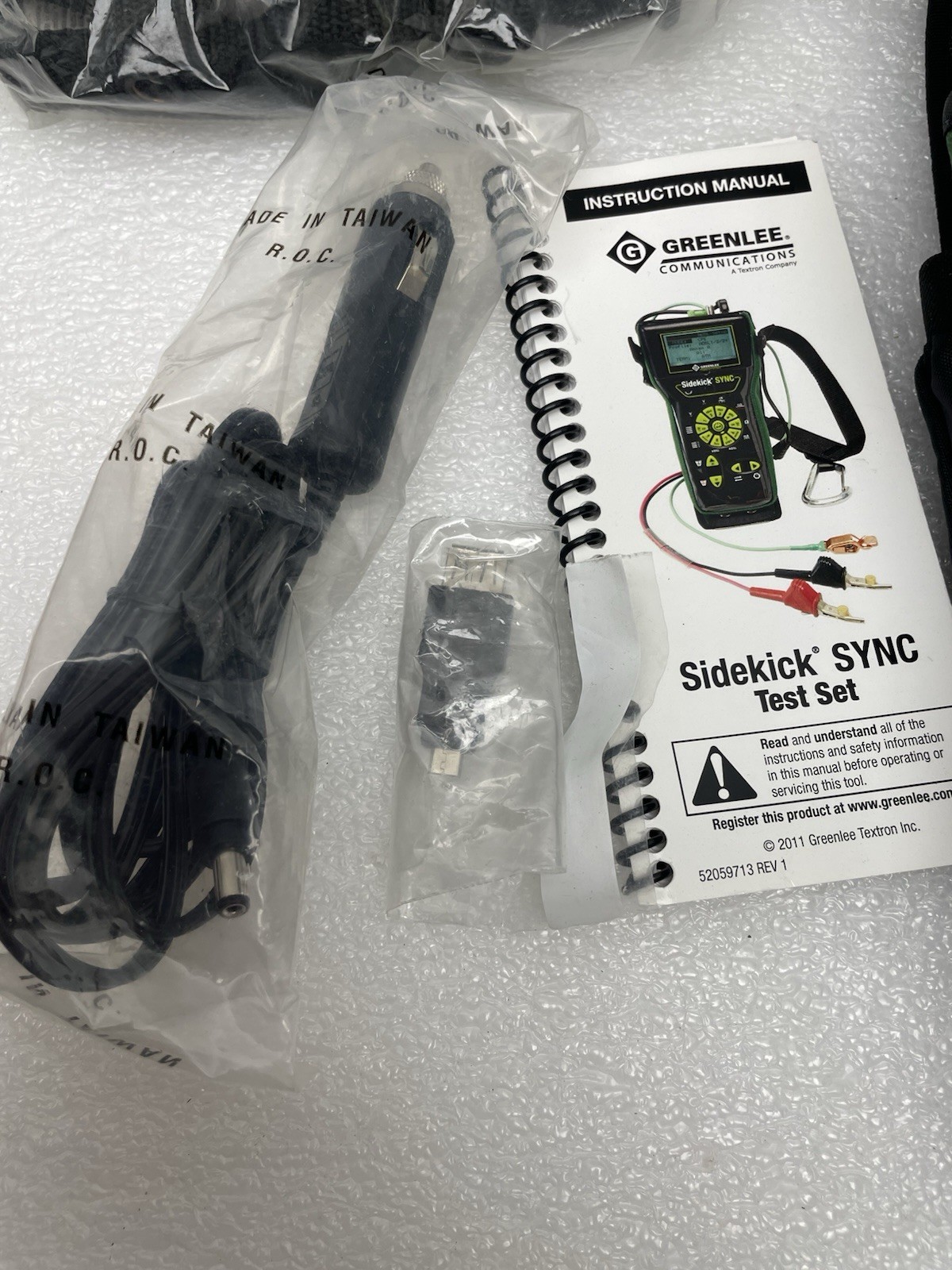 GREENLEE SIDEKICK SYNC 1160-1000 CABLE TESTER METER TOOL TESTED NEED NEW BATTERY