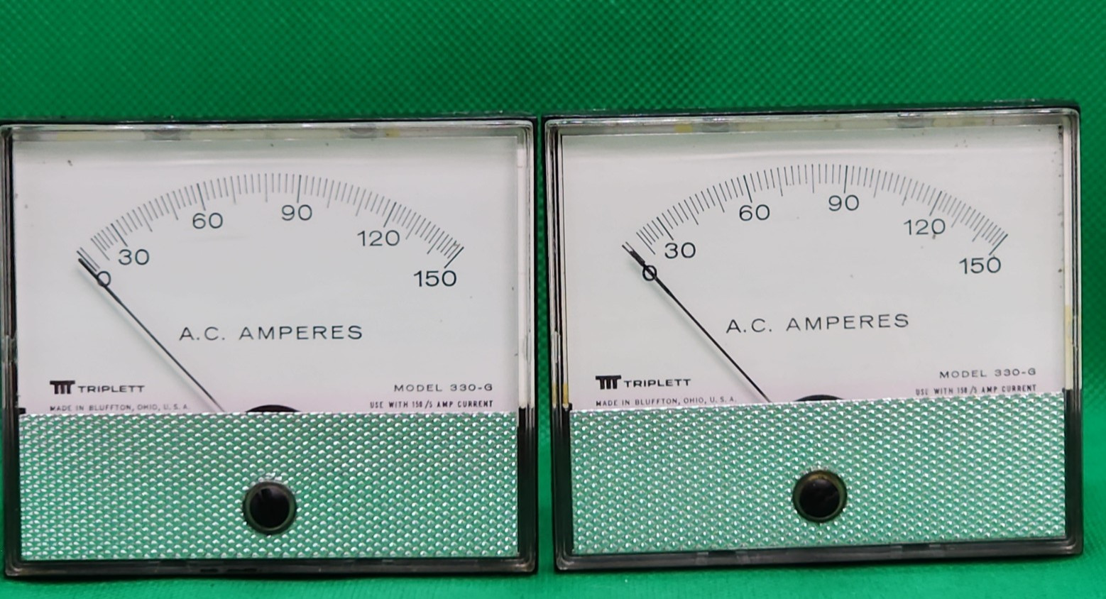 Lot of 2 - TRIPLETT 330-G  0-150A  AMPERES PANEL METER [2RE3-2]