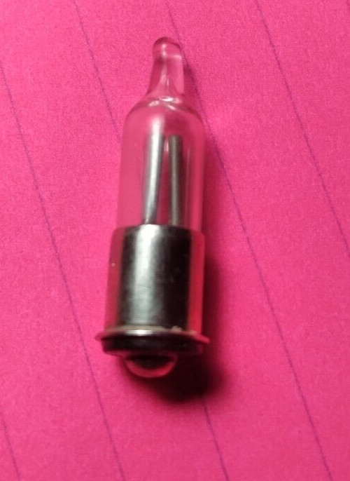 C7A lamp  VCH ENG  Military surplus NOS  aircraft avionics