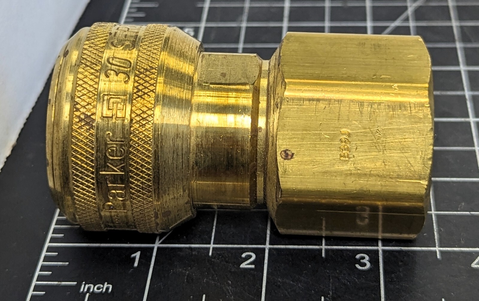 B39J 30 Series Push-to-Connect Quick Disconnect Coupler 1” NPT NEW [B10B1]