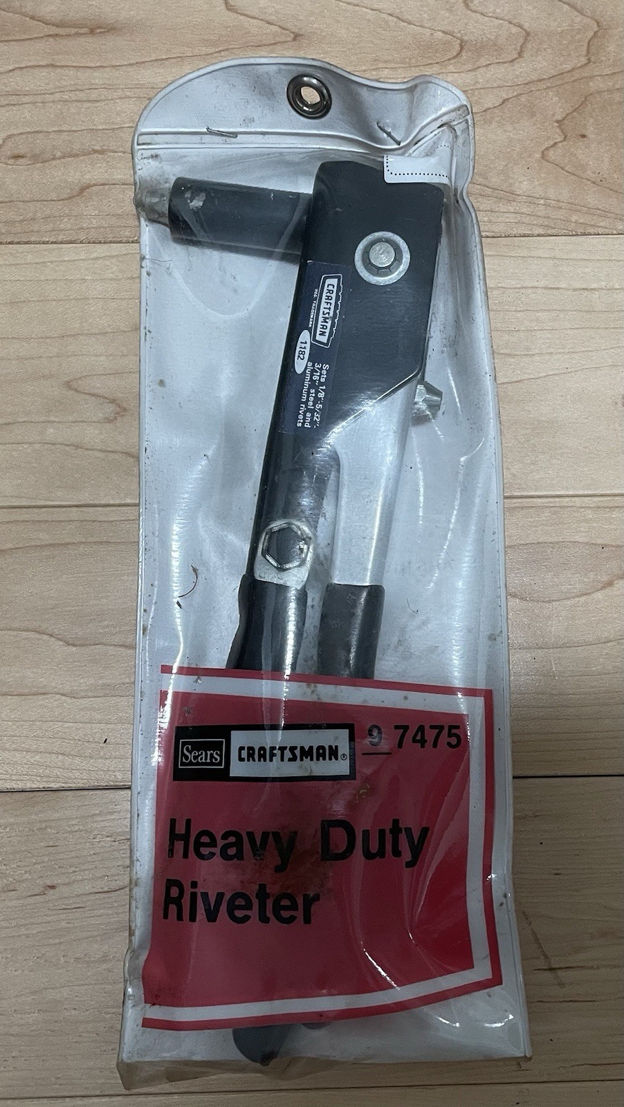 Sears Crafsman Heavy Duty Riveter 97475 Sets Steel and Aluminum 1182