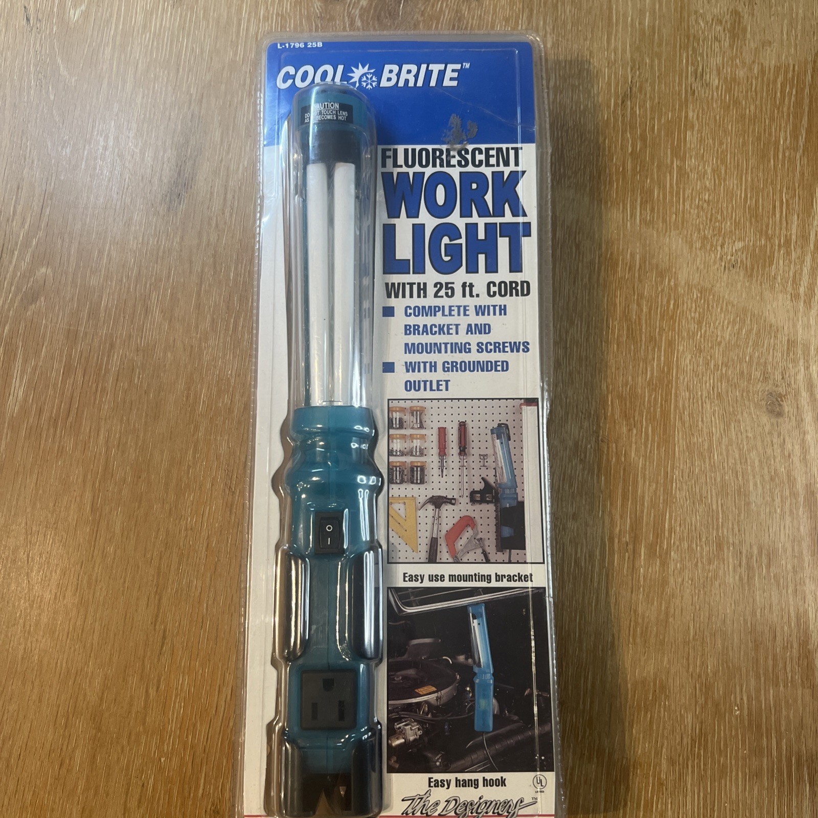 The Designers Edge L-1796 Cool Brite Fluorescent Work Light Hand Lamp 25 Ft Cord