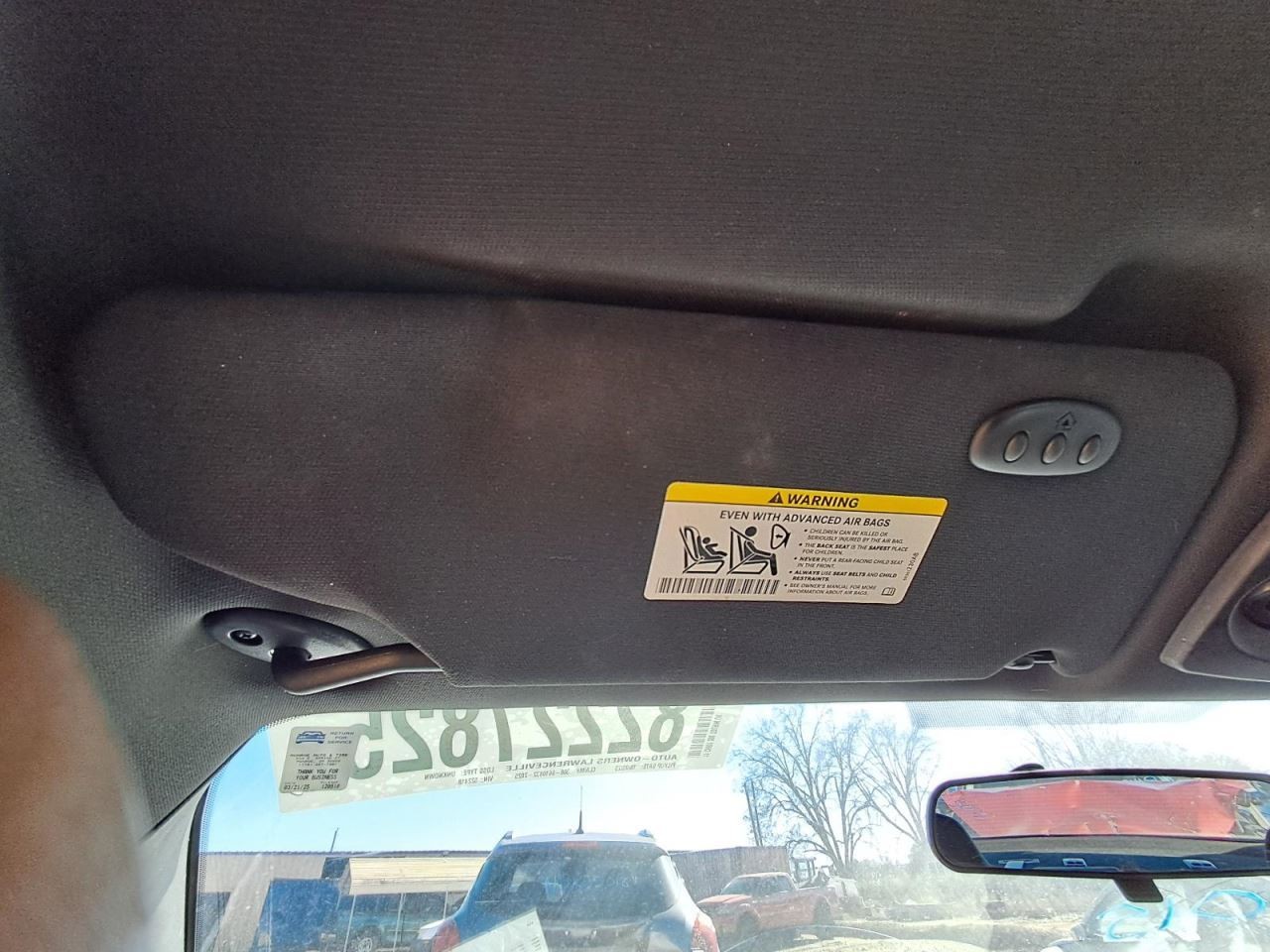 200 2011 Glove Box 4862088