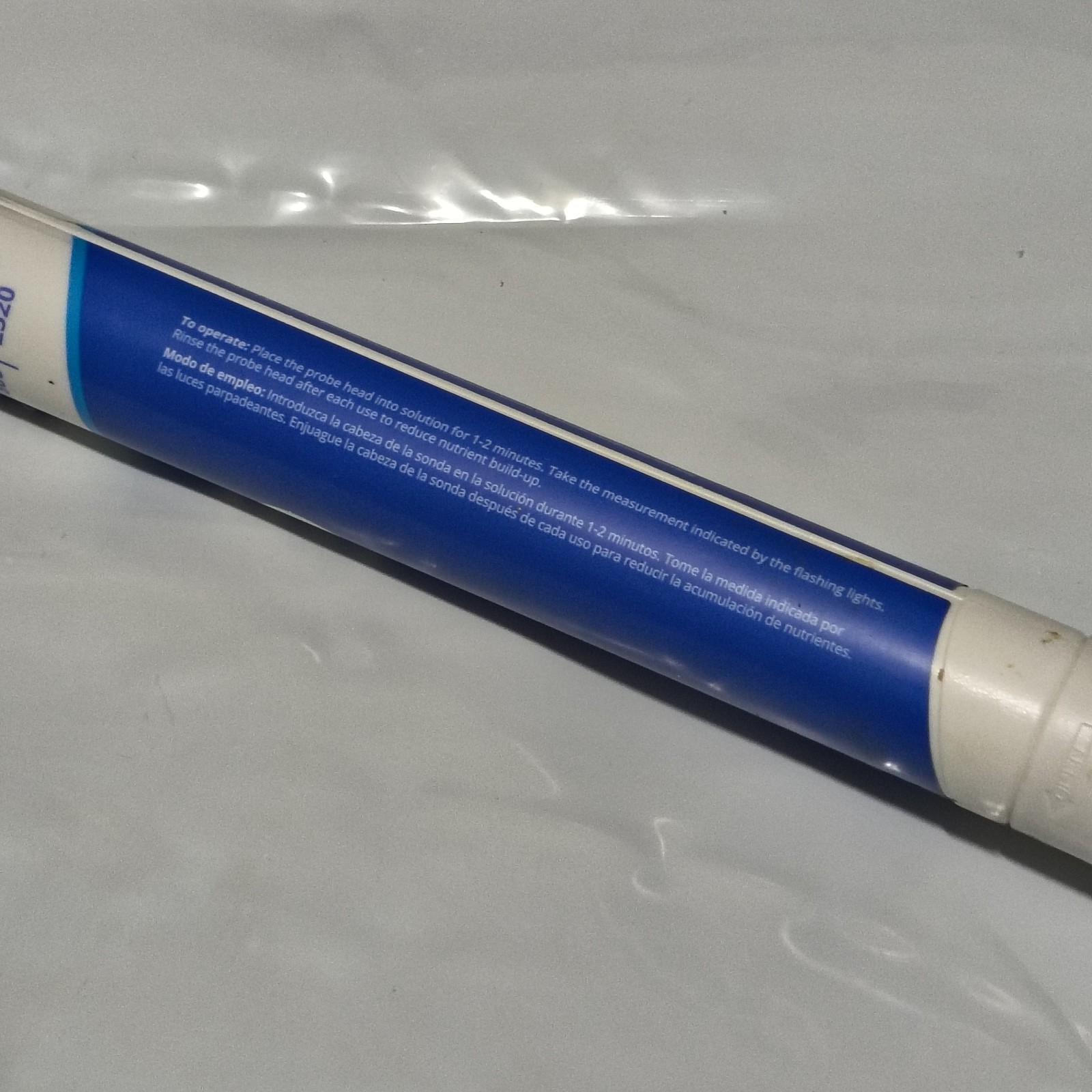 BlueLab Truncheon Original PPM Meter EC & CF Hydroponic Water Tester-Working