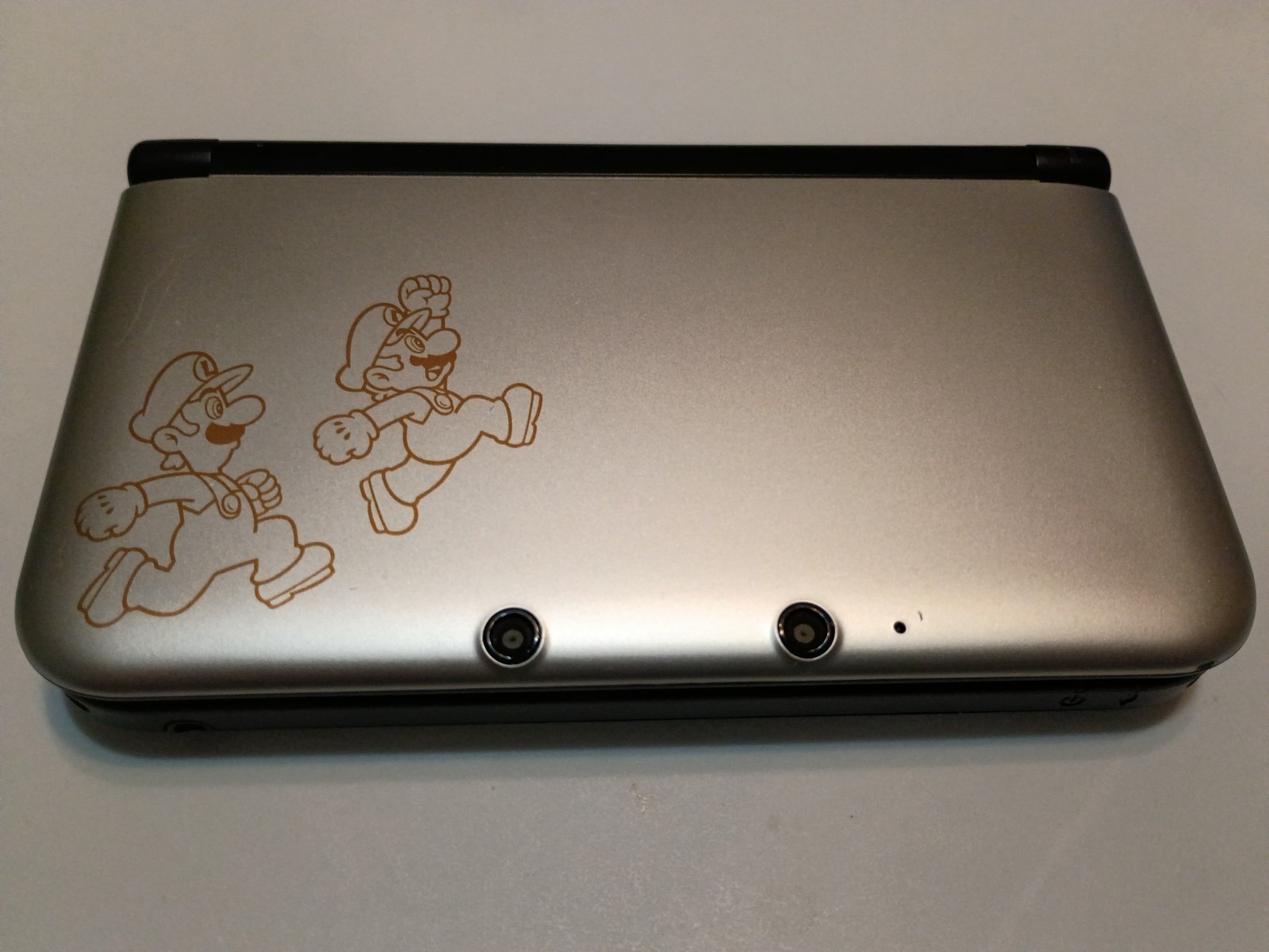 Nintendo 3DS XL Mario & Luigi Dream Team  Handheld System - Silver (Read Descr.)