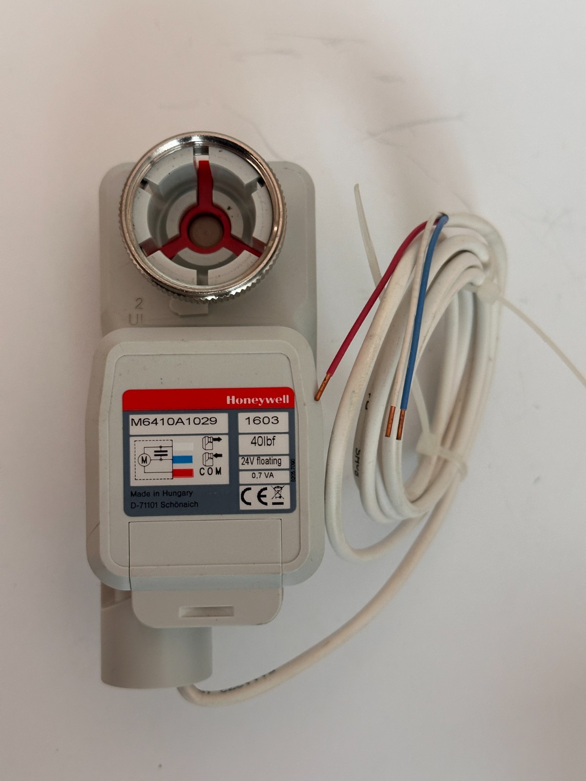 Honeywell M6410A1029 Non-Spring Floating Valve Actuator 40.5 lb SPDT, 2 Position