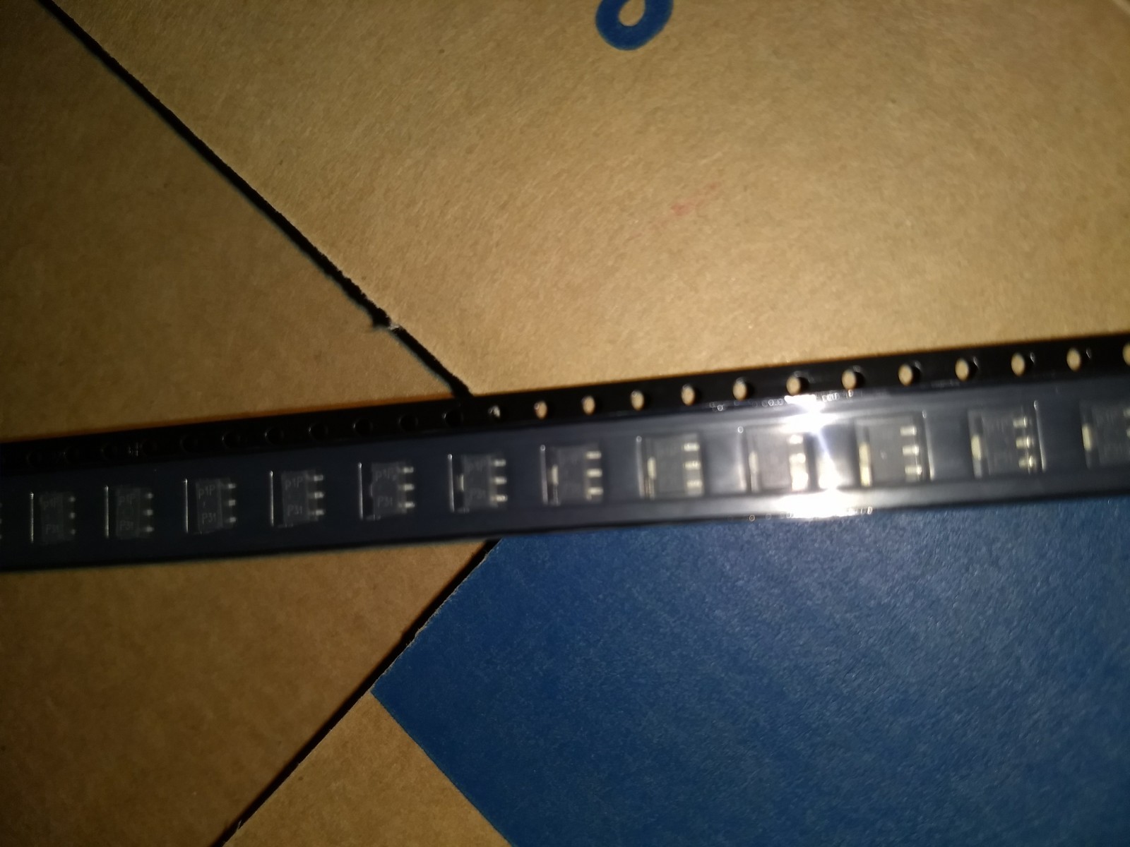 Qty 200-Philips-PXT2222A T/R-Bipolar Transistors - BJT NPN 40V, 100mA