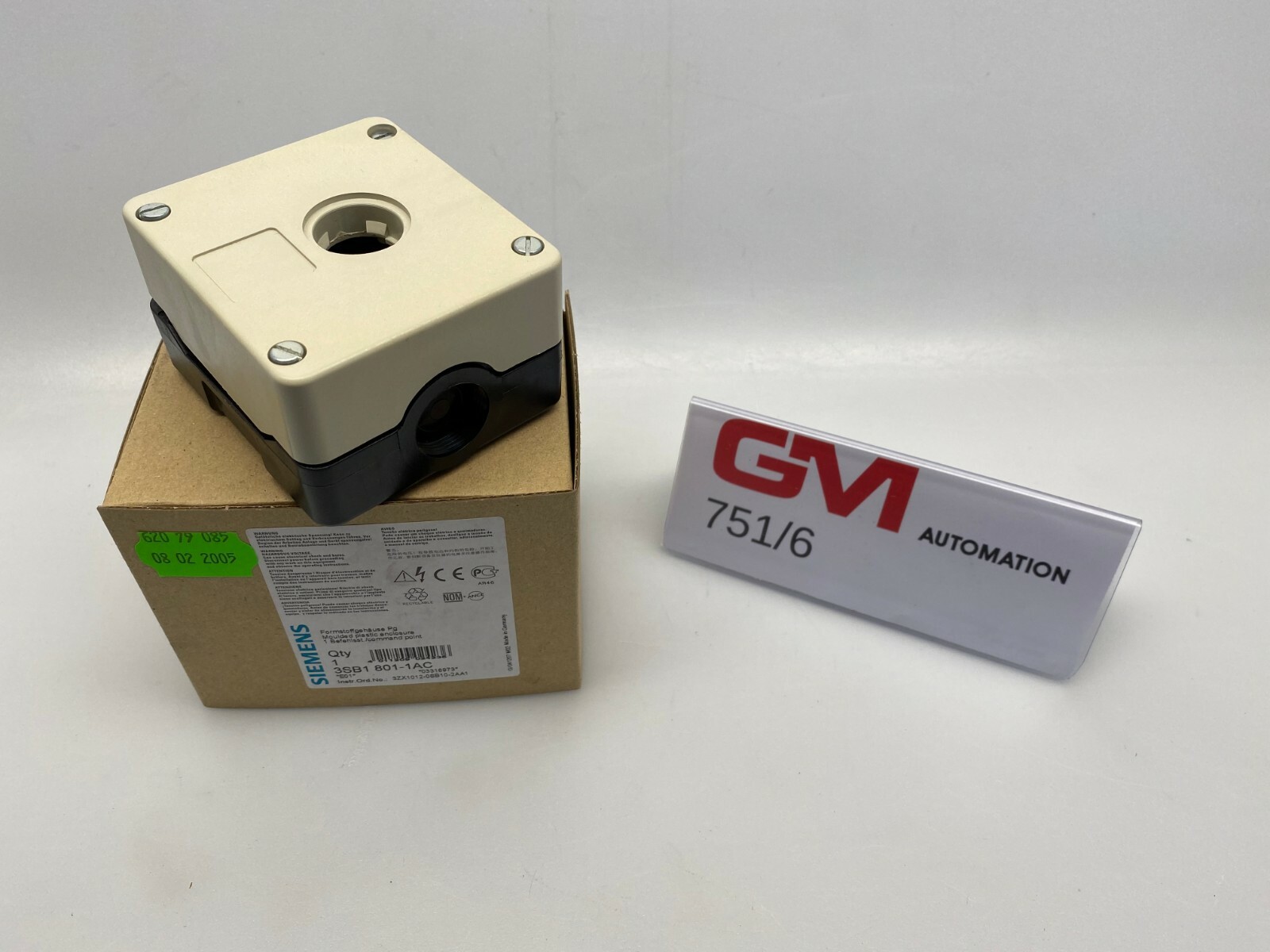 Siemens 3SB1 801-1AC Empty Housing Moulded Plastic Enclosure