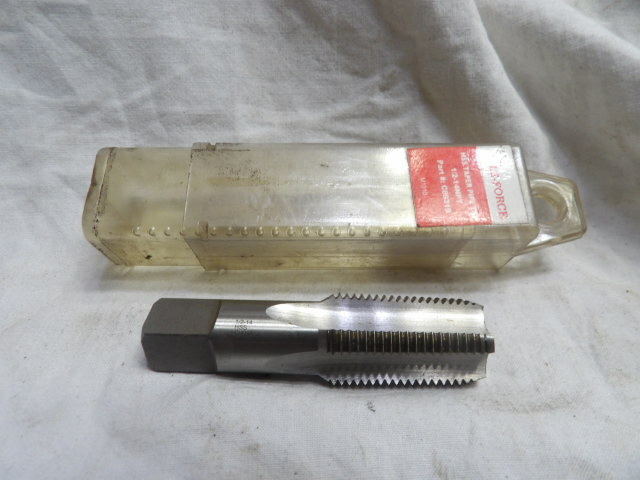 Cle-Force 1/2"-14 NPT Taper Pipe Tap