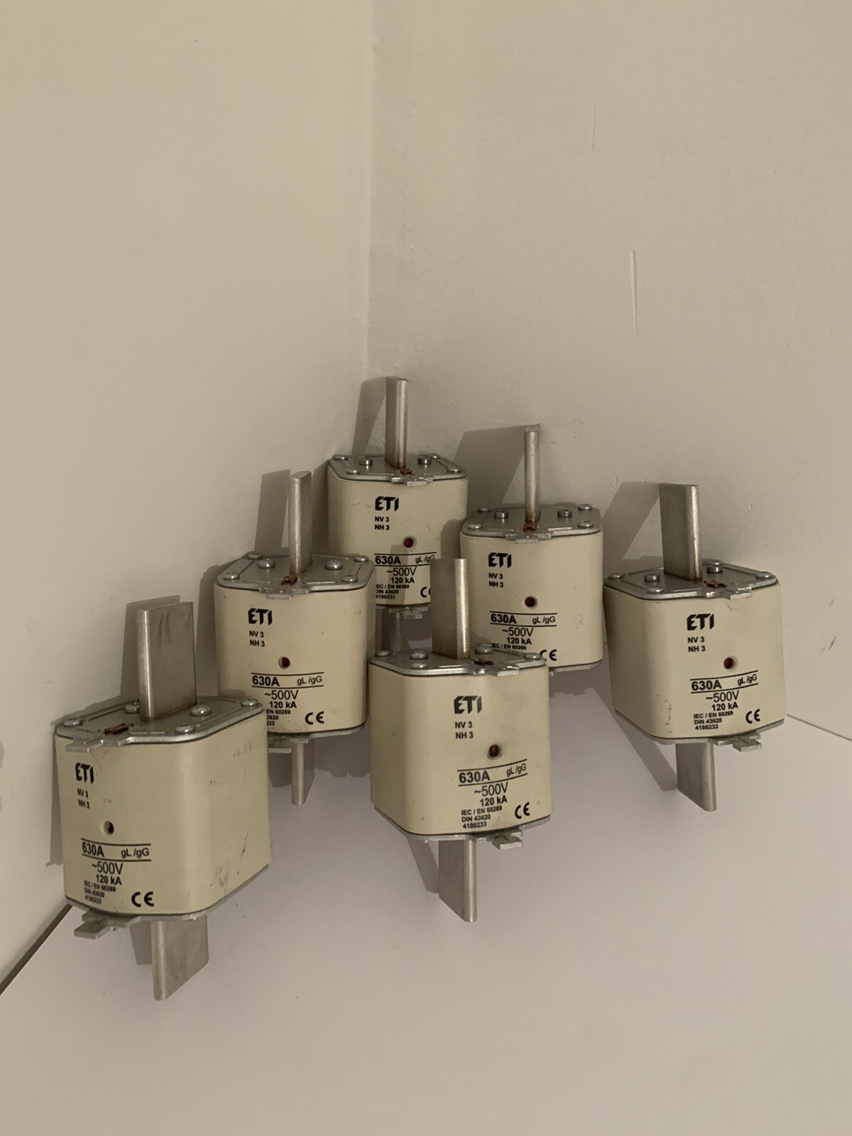 ETI 630A NH3 120kA  120V. industrial fuse 6x