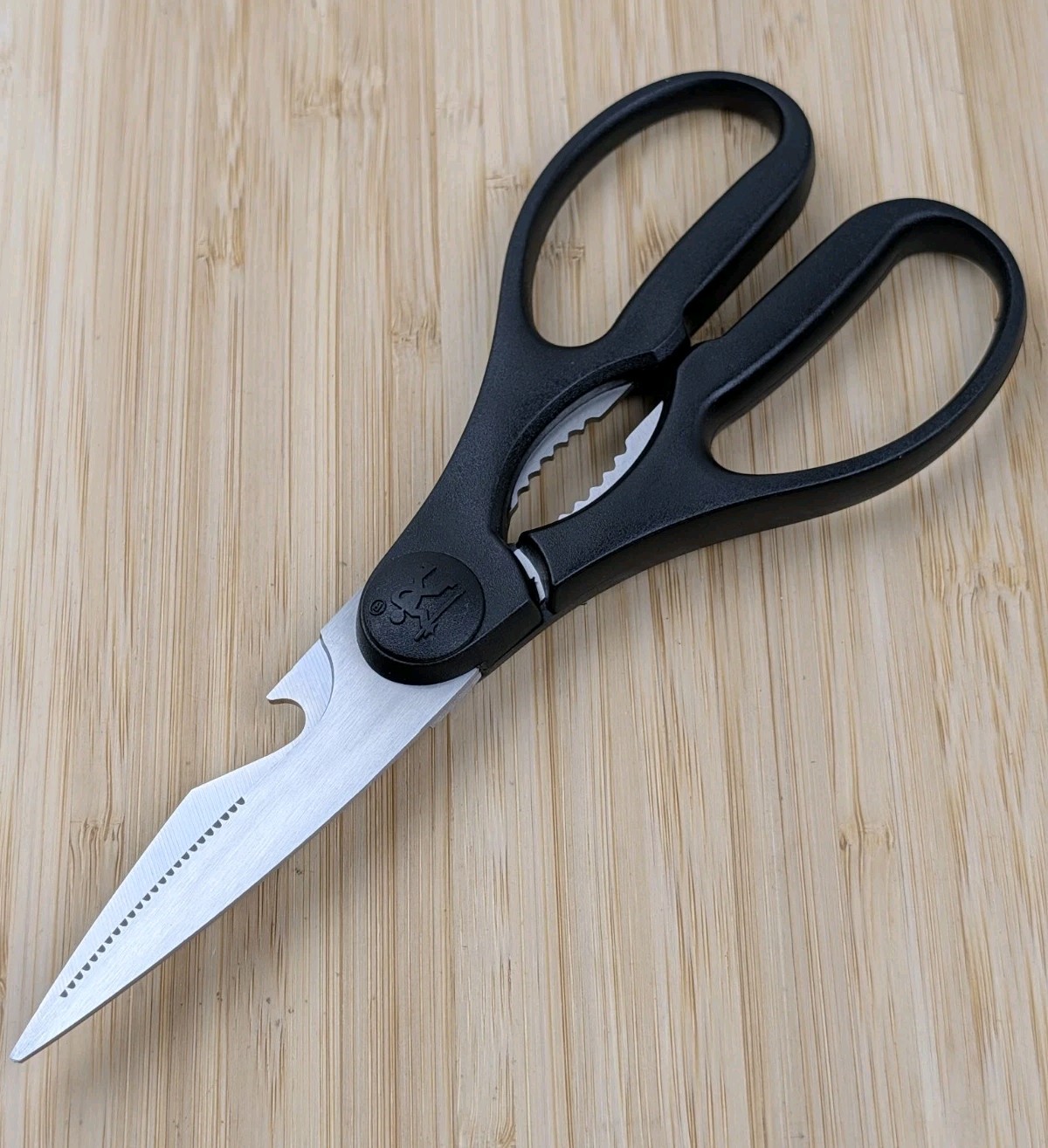 Henckels International - KITCHEN SCISSORS w/ Bottle Opener & Nutcracker, NEW
