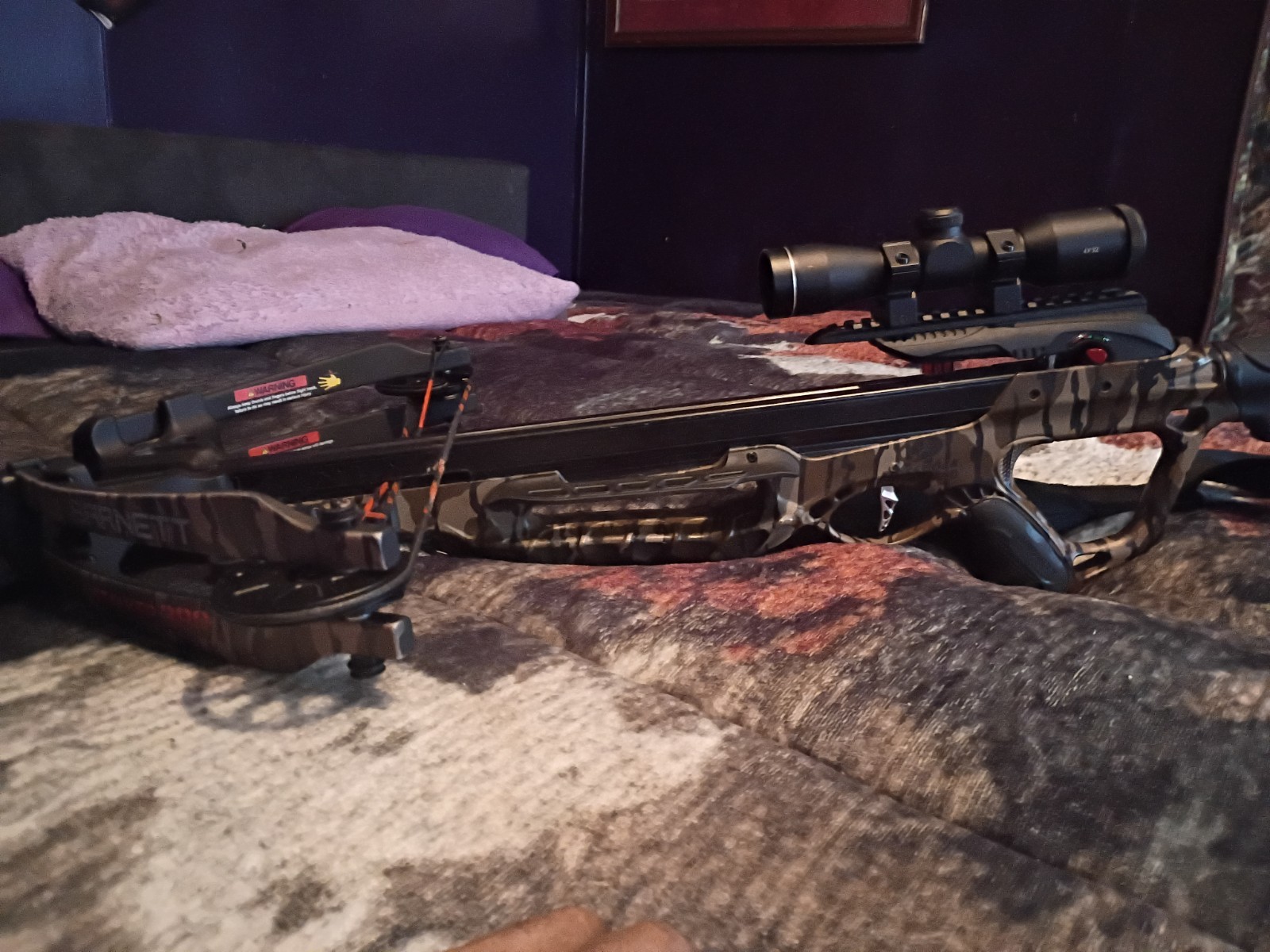 Barnett Stalker 380 Camo/Black Crossbow w/ Scope 380 fps 185 lb Ambi