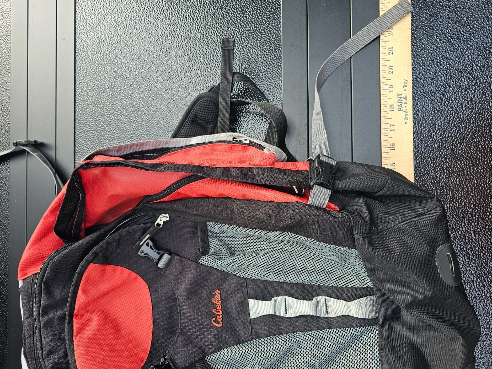 Cabelas Hiking Hydration Internal Frame Backpack CB26157 Orange Black Gray