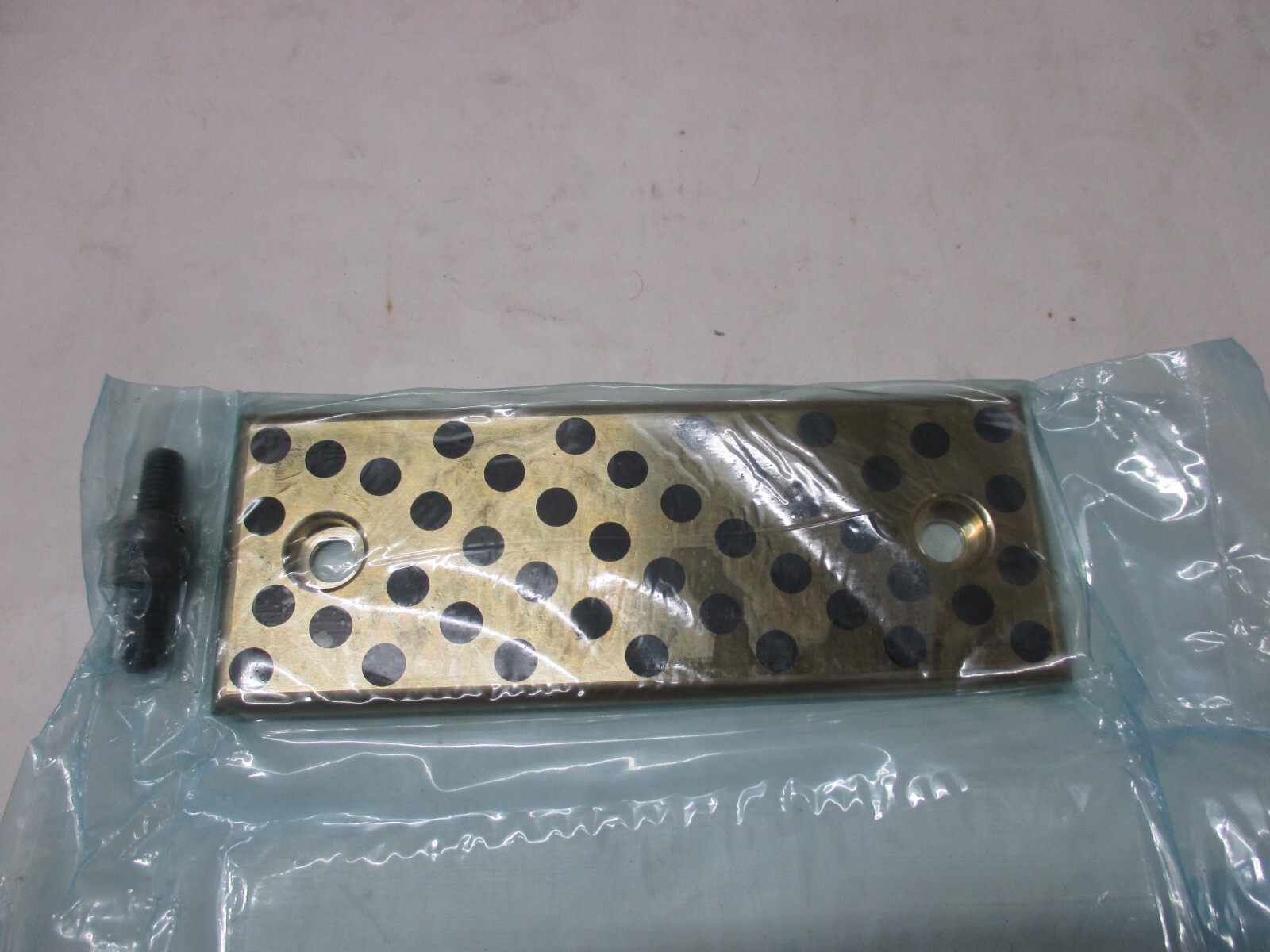 STW75-200 OIL FREE SLIDE PLATE WITH BOLTS 75mm X 200mm NEW