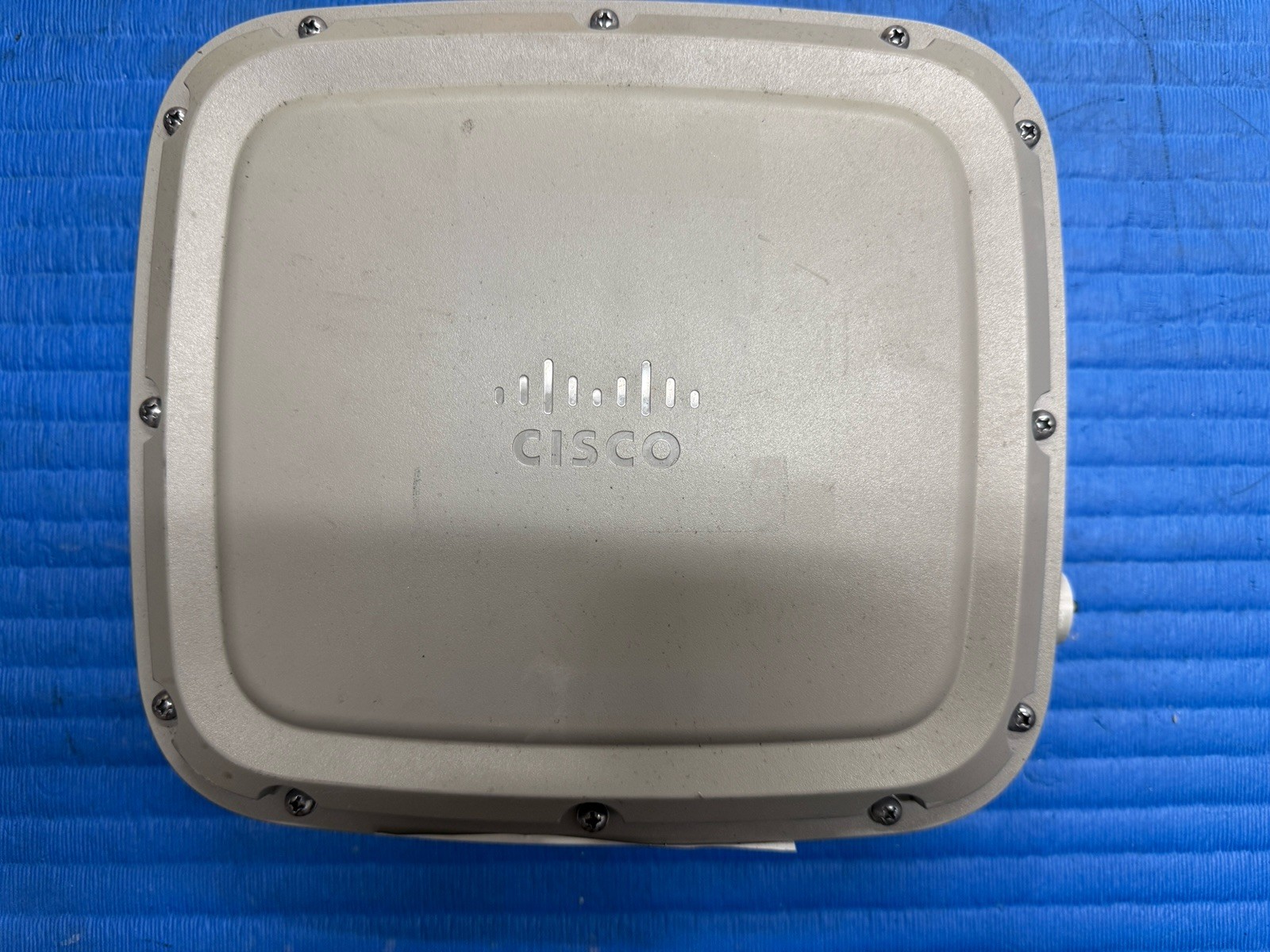 Cisco C9124AXI-B Catalyst C9124AXI Series Outdoor Access Point USED
