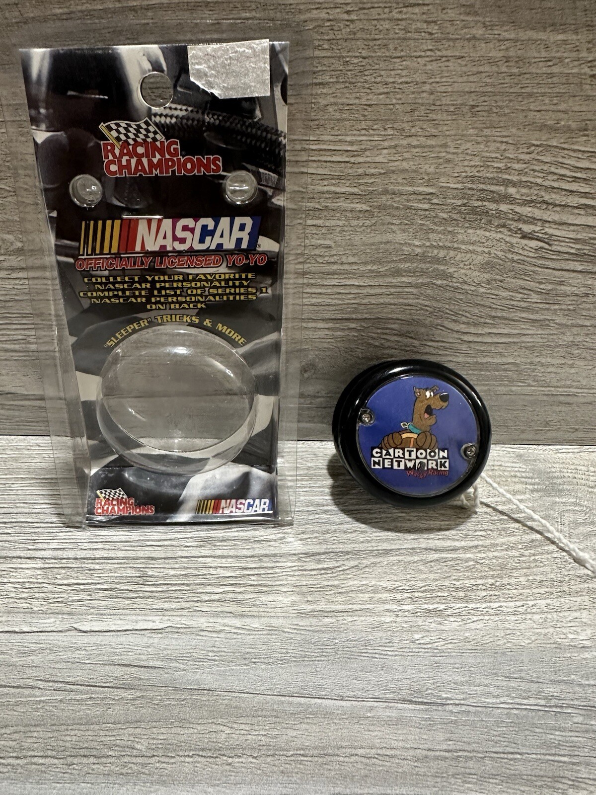 RACING CHAMPIONS Scooby Doo Cartoon Network YOYO *Details*