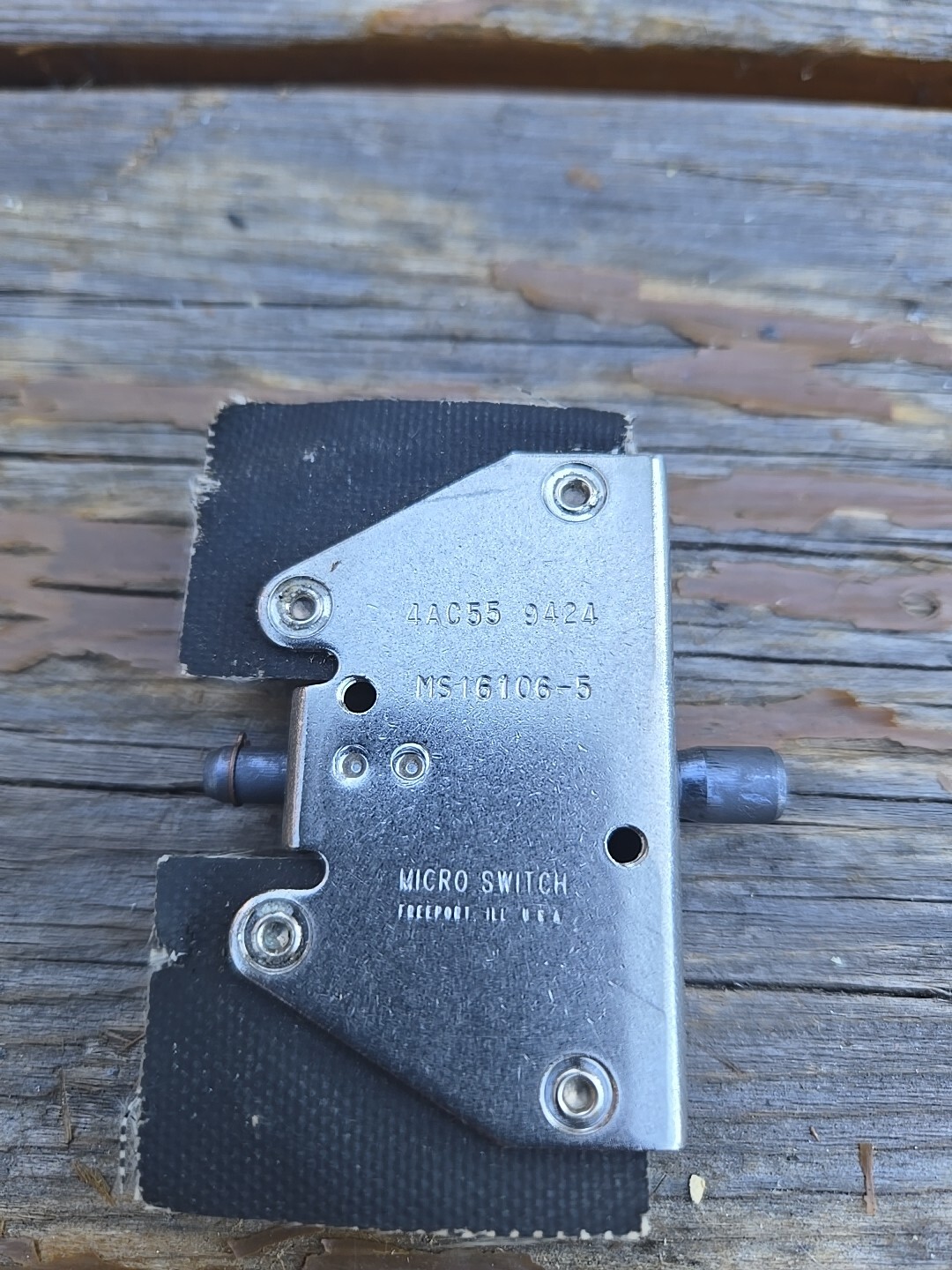 HONEYWELL 4AC55 double plunger micro SWITCH T224574