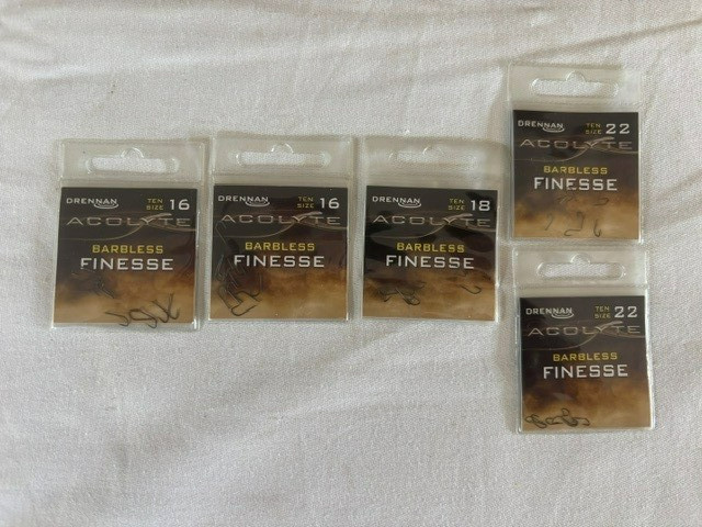 5 Packets of Drennan Acolyte Finesse  Hooks  D13
