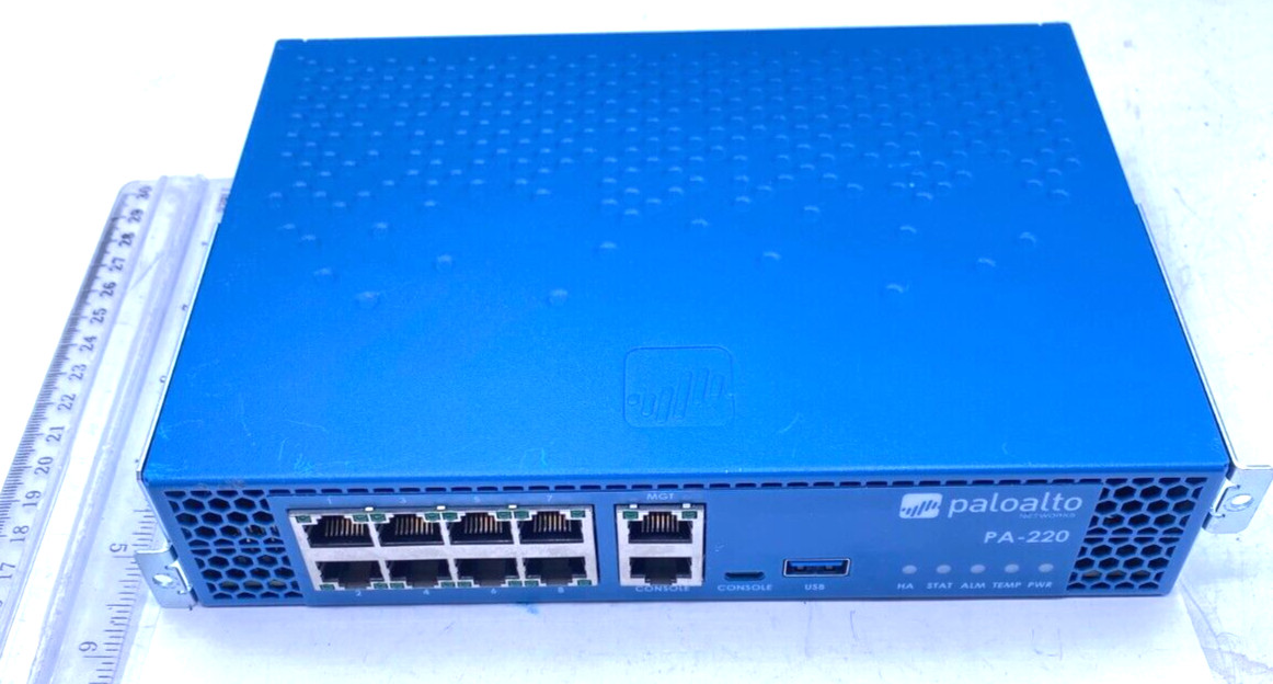 Palo Alto Networks 8 Port Firewall PA-220, 520-000309-00D Working